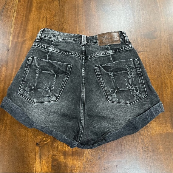 One Teaspoon High Waist Bandit Shorts Size 25 - Picture 3 of 9